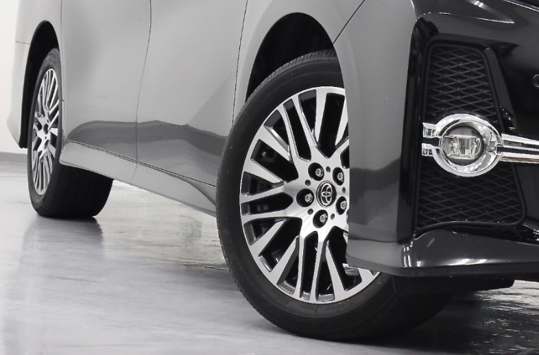 18インチアルミホイール（切削光輝）アルファードヴェルファイア30前期）SA Cパッケージ/S Cパッケージ