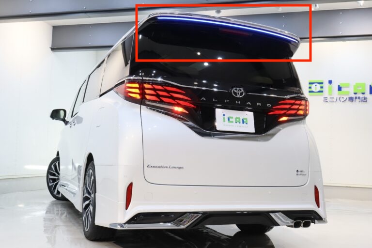 40アルファードモデリスタ（イルミルーフスポイラー）