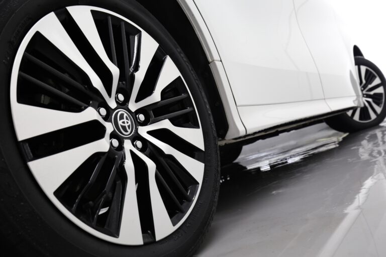 アルファード 2.5S Cパッケージ（2019）アルミ