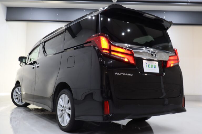 アルファード 2.5S Aパッケージ（リア）