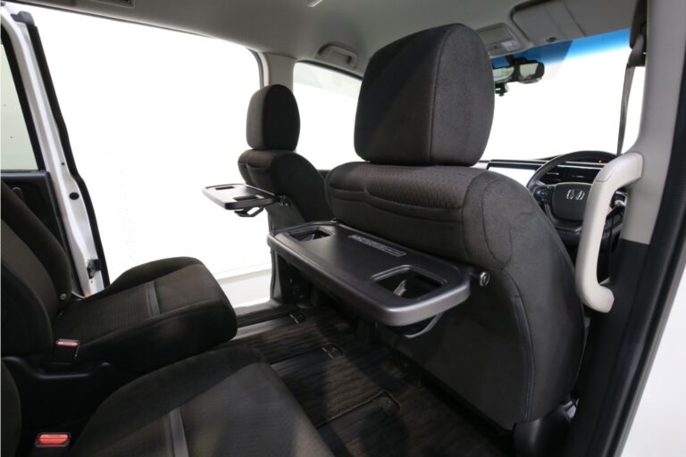 ステップワゴンコンビニフック付シートバックテーブル