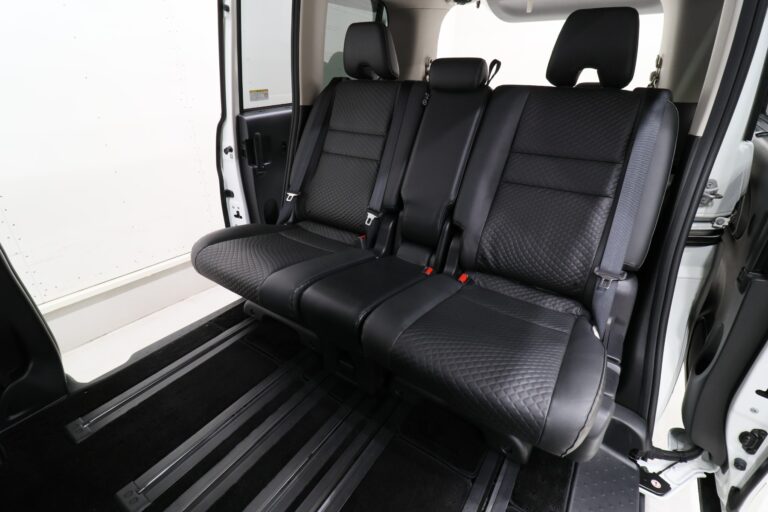 シートベルト内蔵シート