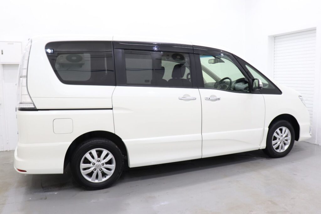 セレナC26型】気になるボディサイズはどれくらい？ | ミニバン専門店