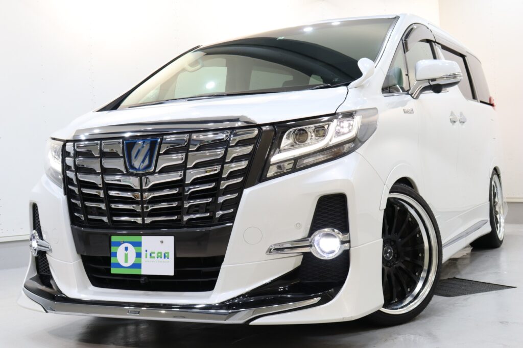 値下げアルファ―ド30前期 アルファード30系前期グレード比較!燃費や内外装の違いとは