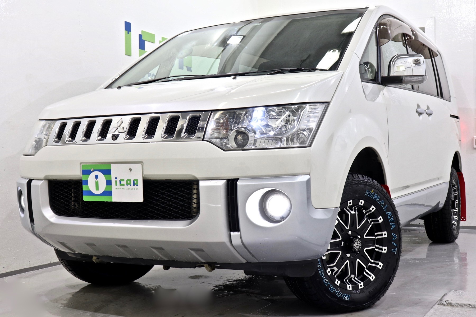 三菱デリカD:5(前期)】中古車選びのポイントをご紹介！ | ミニバン専門