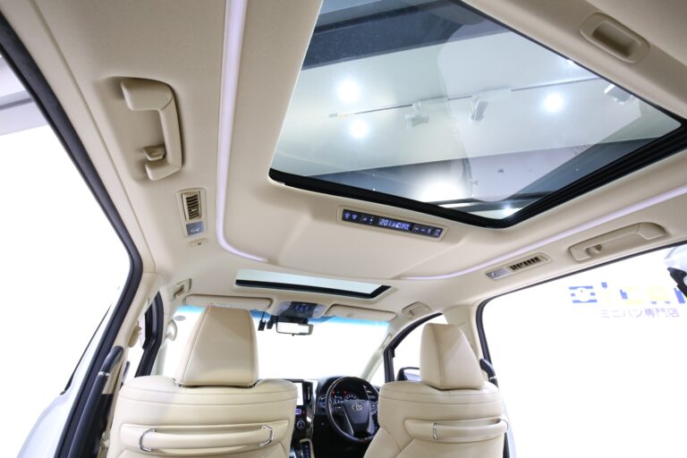 アルファードハイブリッドG（2018年式）内装