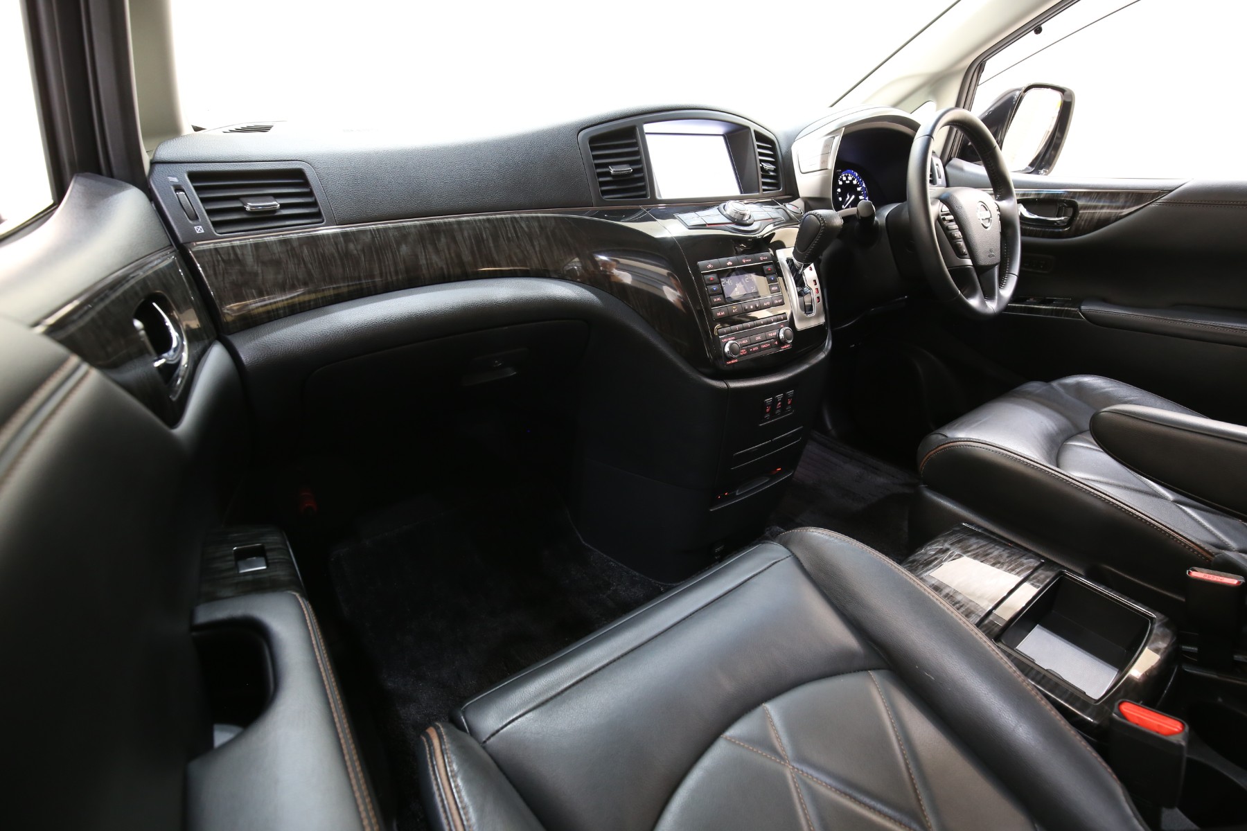 エルグランド(E52)モデル・グレード別の中古車相場は？ | ミニバン専門