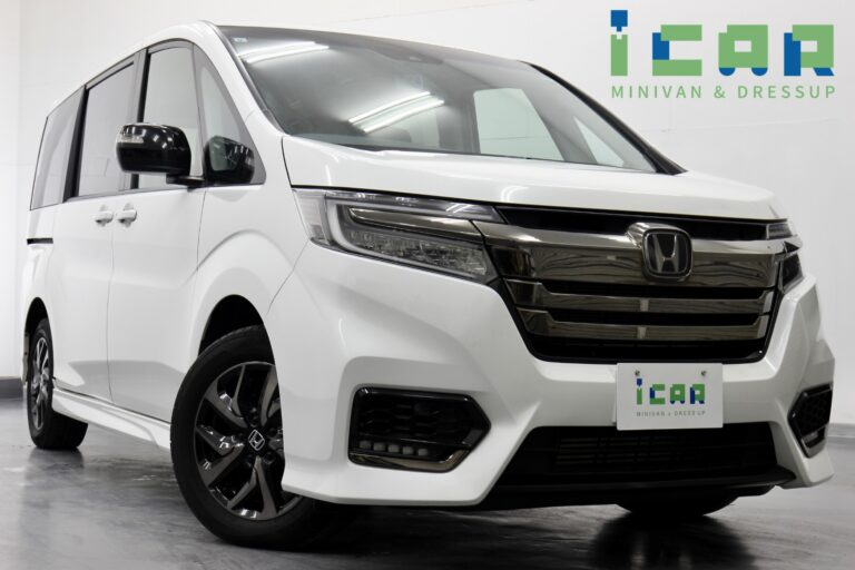 ステップワゴンスパーダ クールスピリット ホンダセンシング ブラックスタイル（2019）フロント