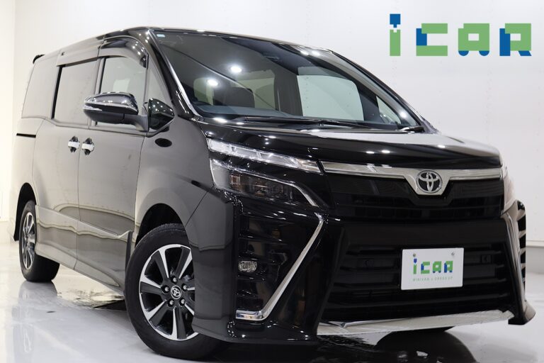 セレナ ヴォクシー ＺＳ 煌III（2020年式）